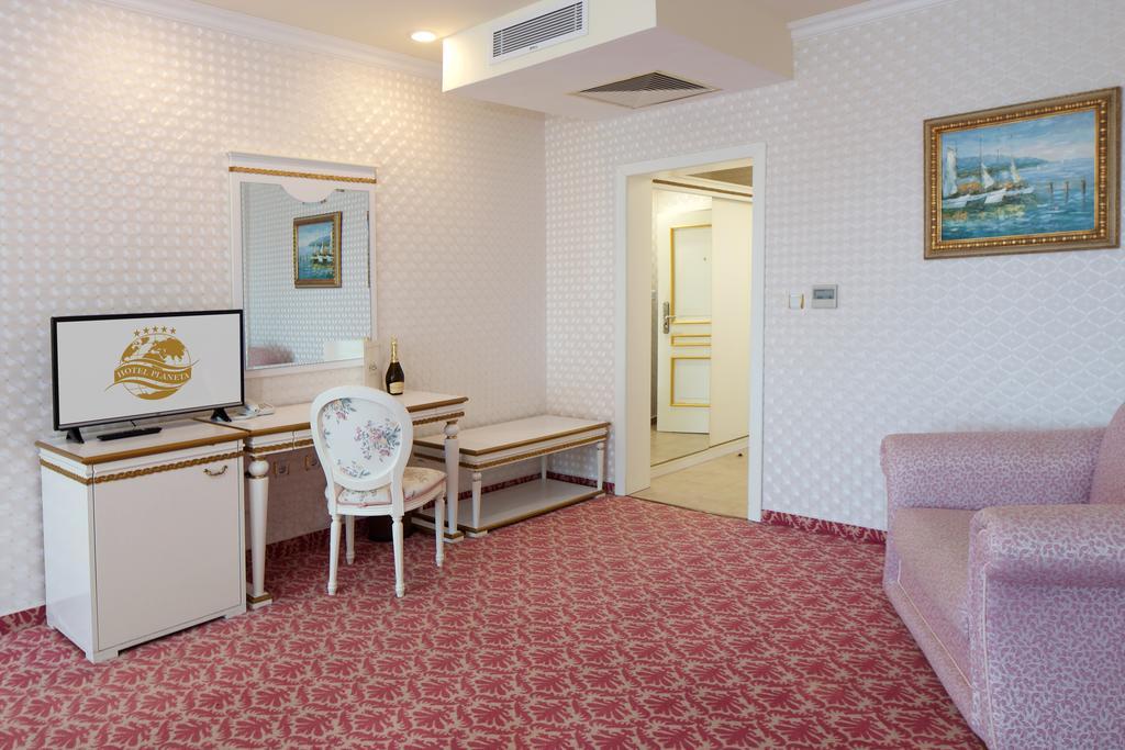 Junior Suite,449596089:JPEG