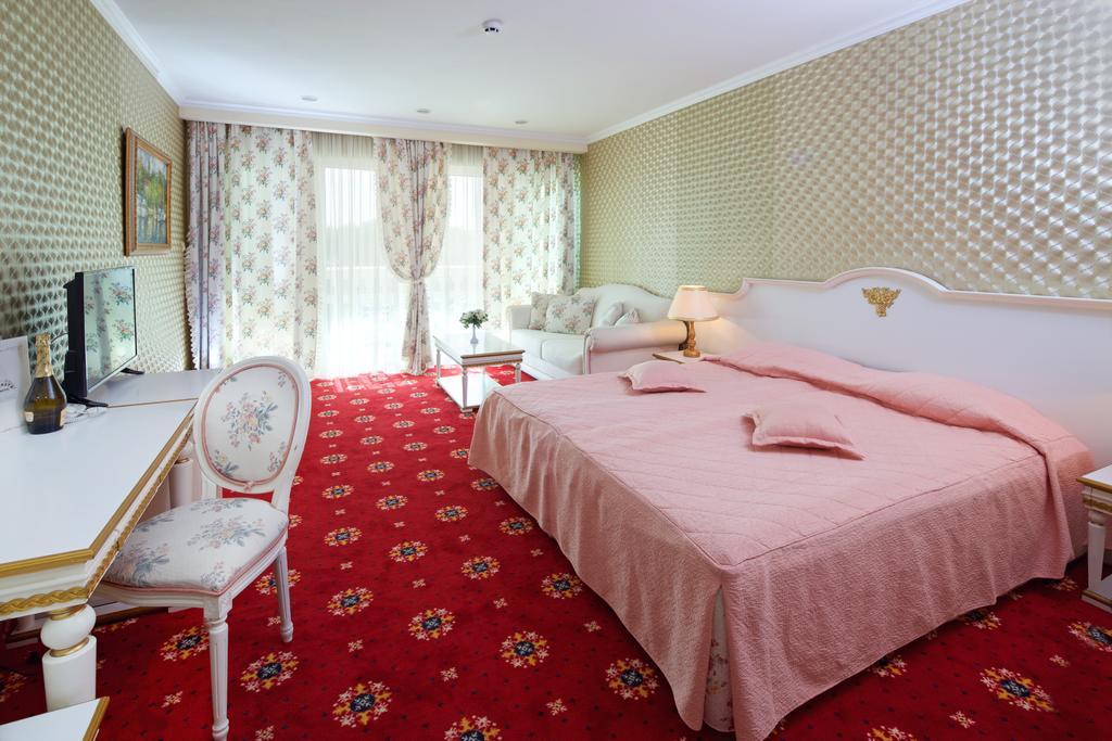 Deluxe Room - Sea View,1378420787:JPEG