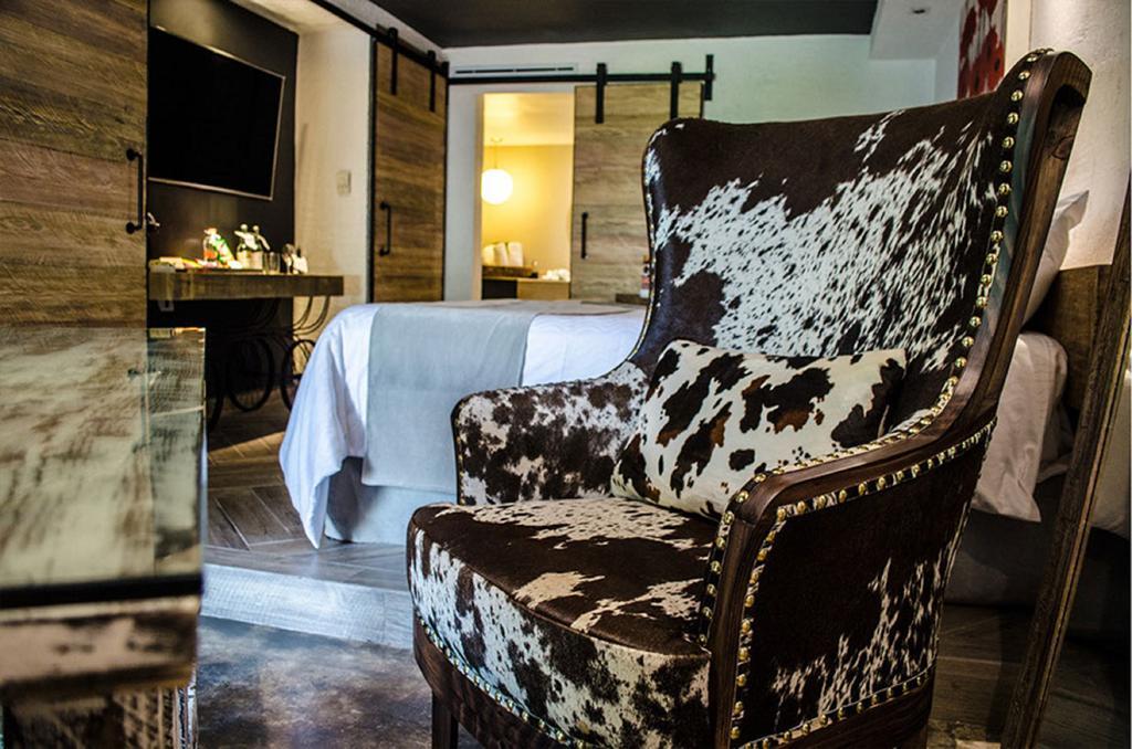 Deluxe Junior Suite