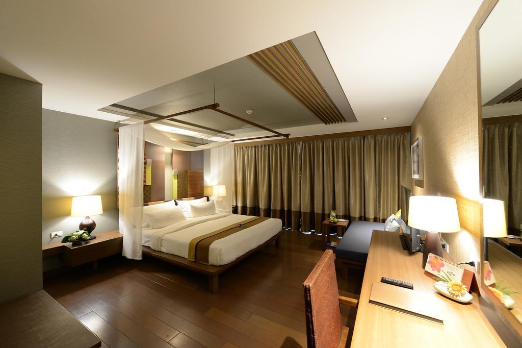 Deluxe Double or Twin Room