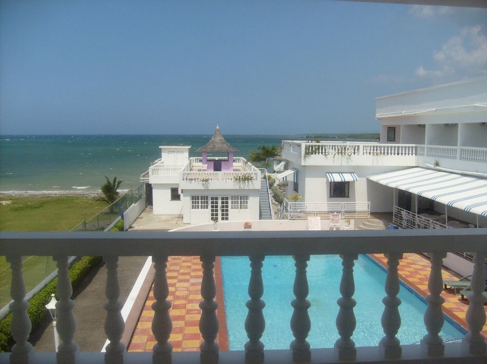 Deluxe, Guest room, 2 Double, City view