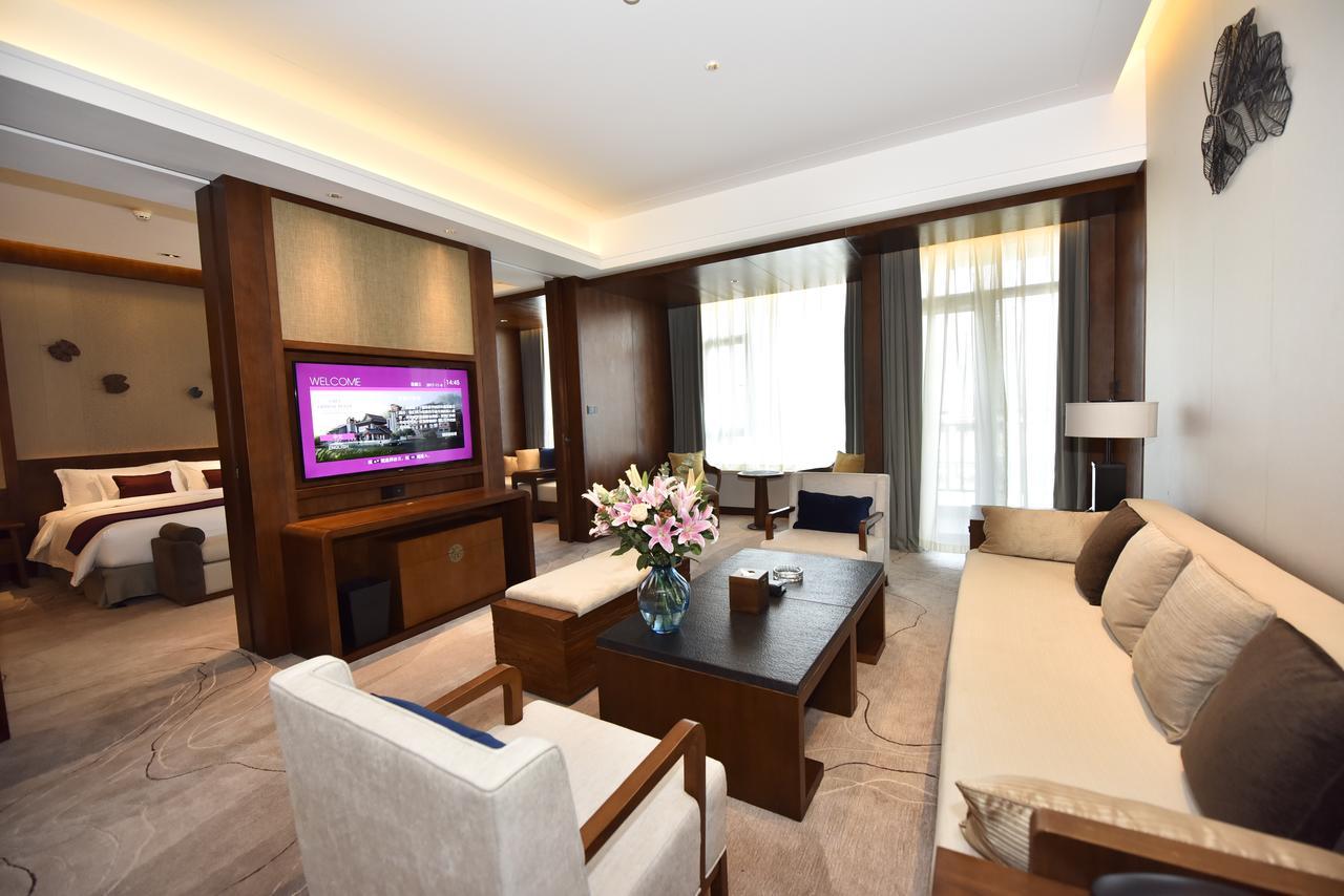 Deluxe Suite,1283401555:JPEG