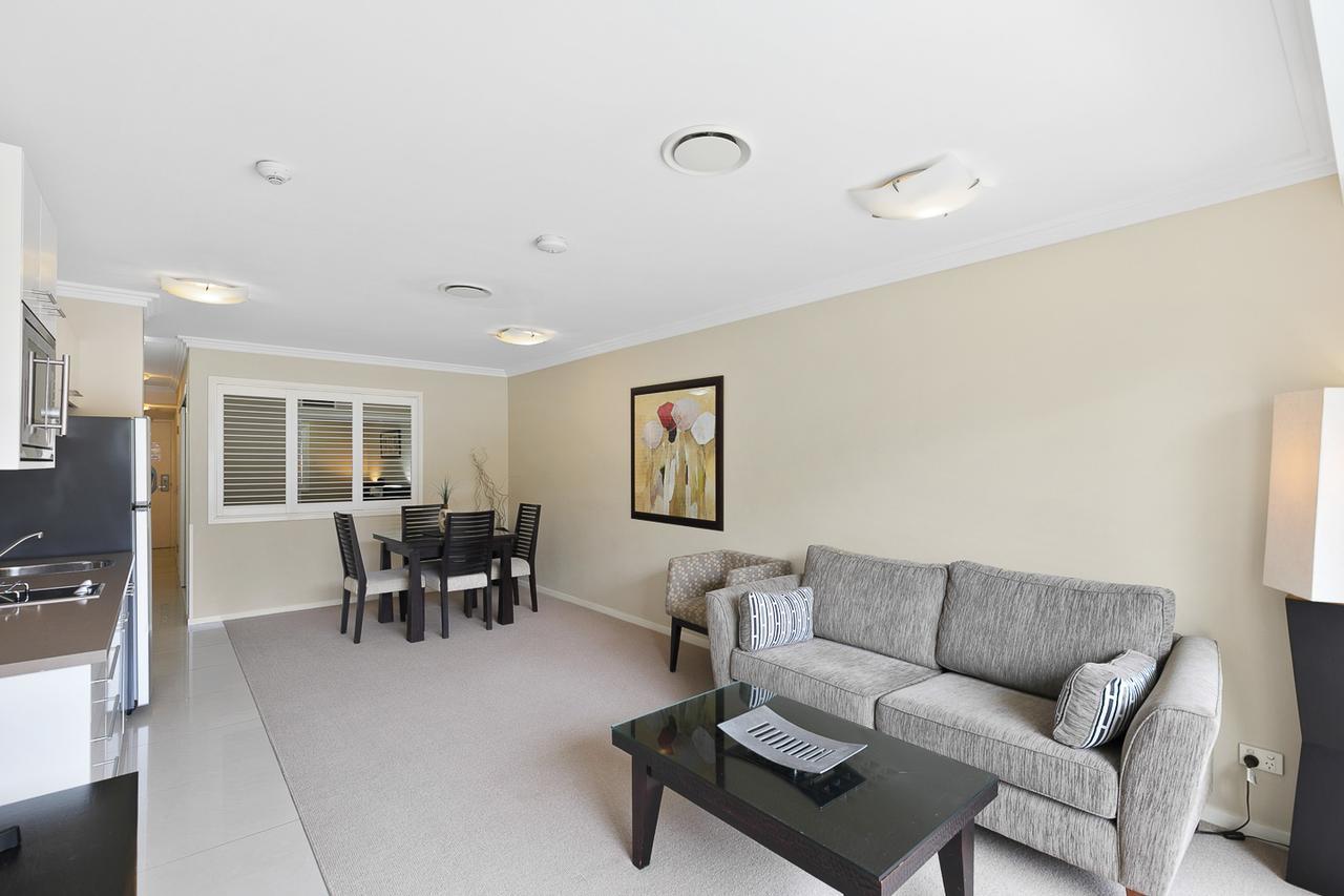 Two-Bedroom Apartment Pool View – stair access only