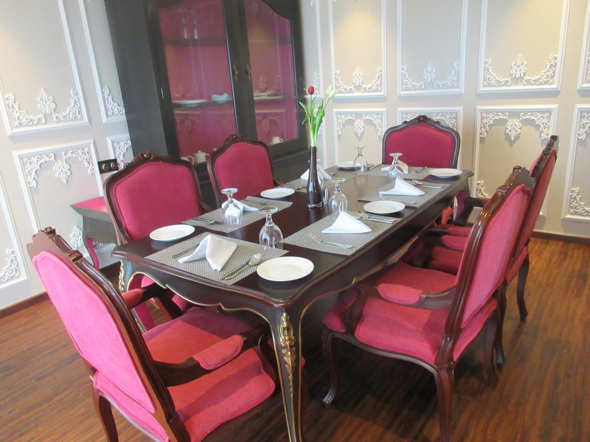 Royal Dutch Suite with Private Terrace with 20% discount on Spa