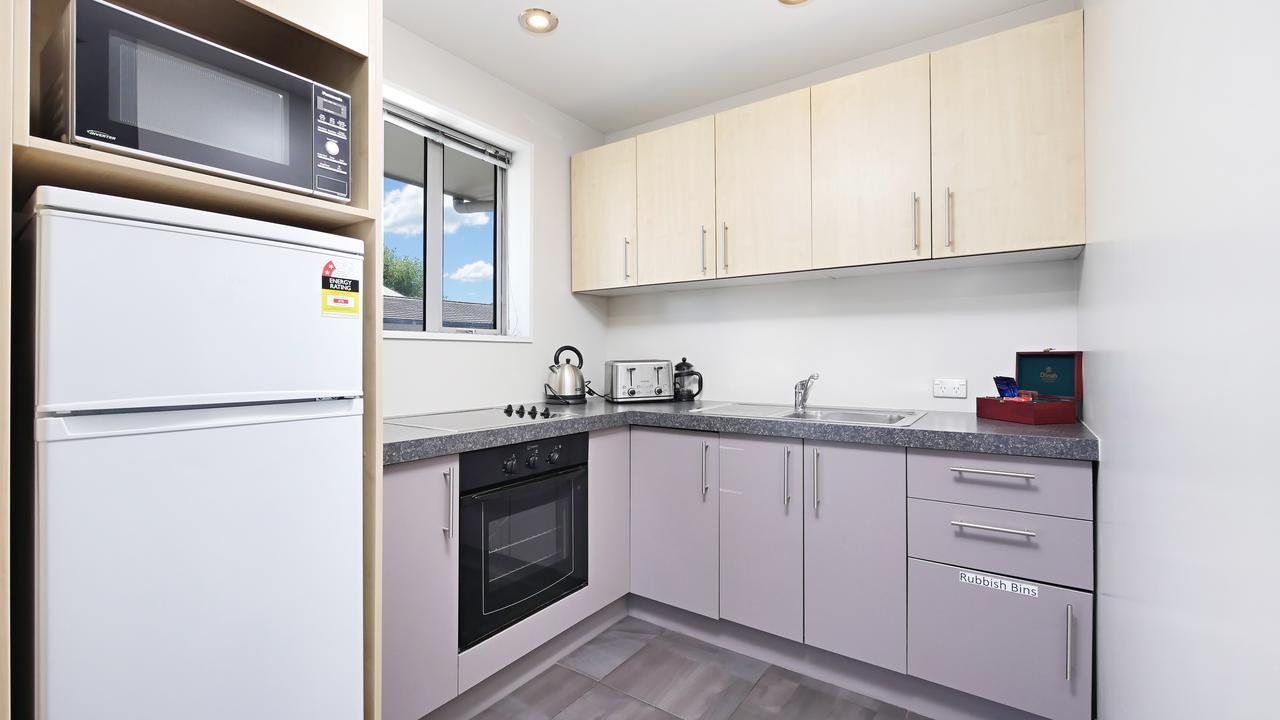 Two-Bedroom Apartment with Two Bathrooms,519727107:JPEG