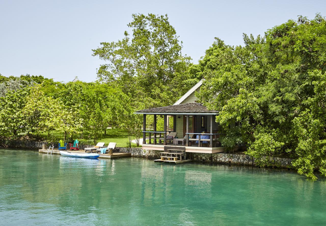 One Bedroom Lagoon Cottage
