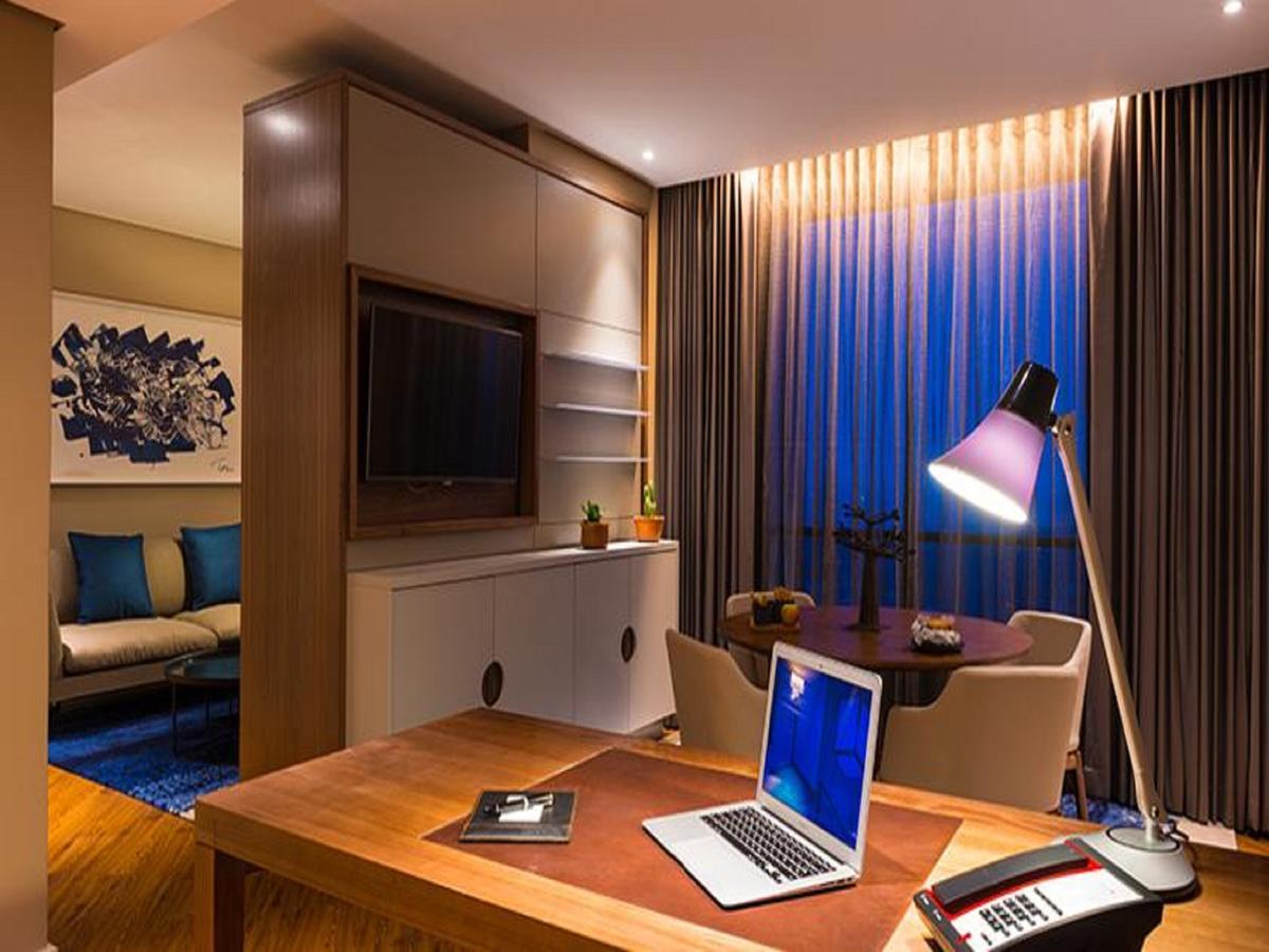 Executive Suite