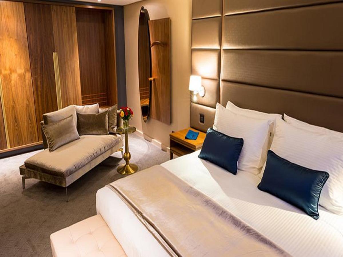 Executive Suite