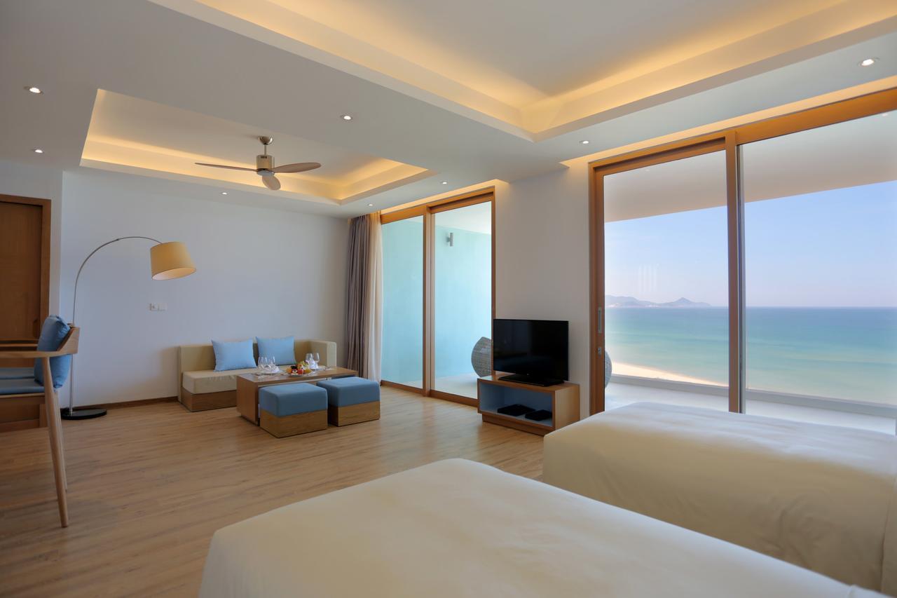 Studio Suite Twin