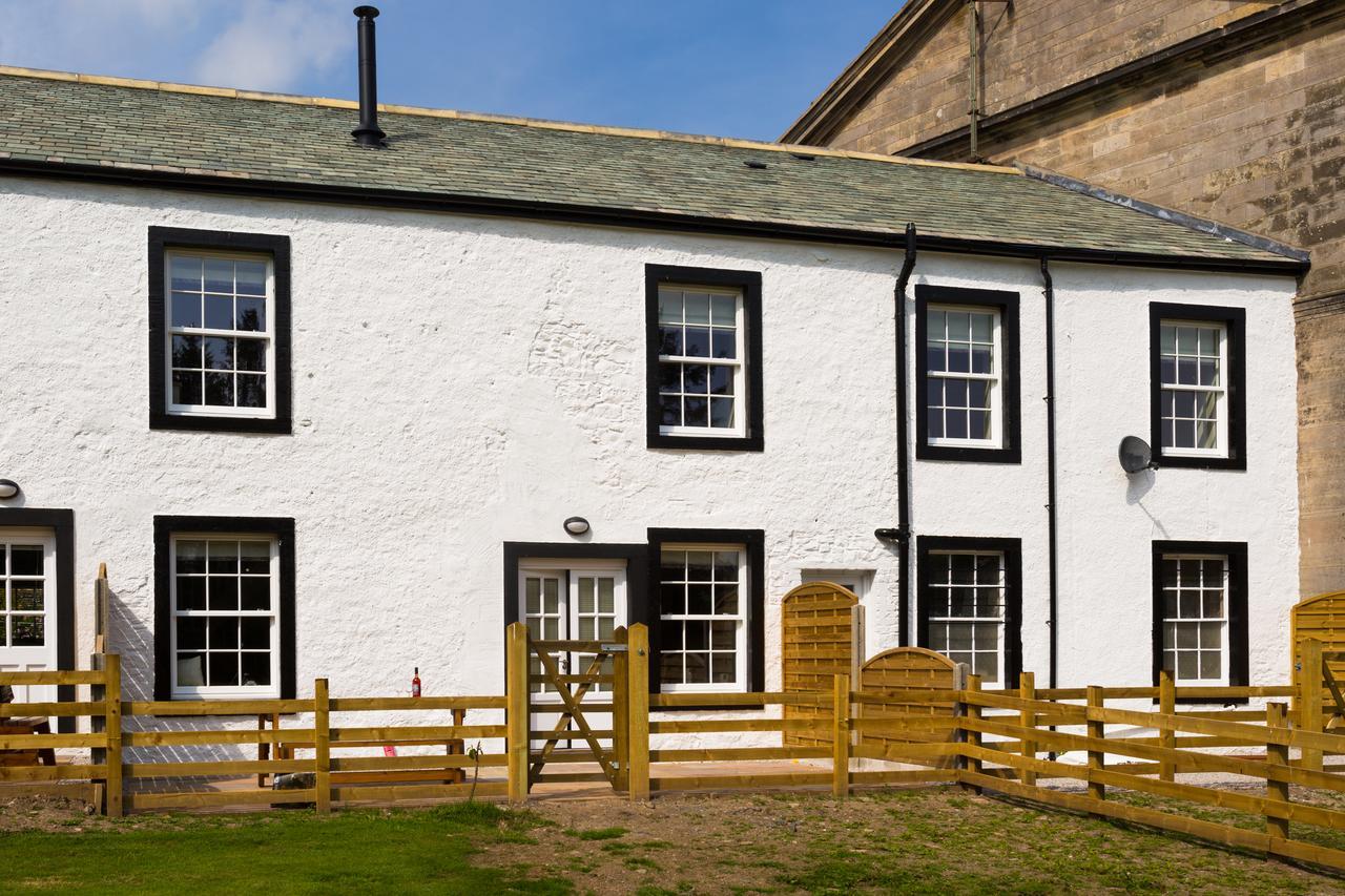 Raven 4 Bedroom Cottage Lake View Dog Friendly,528219795:JPEG