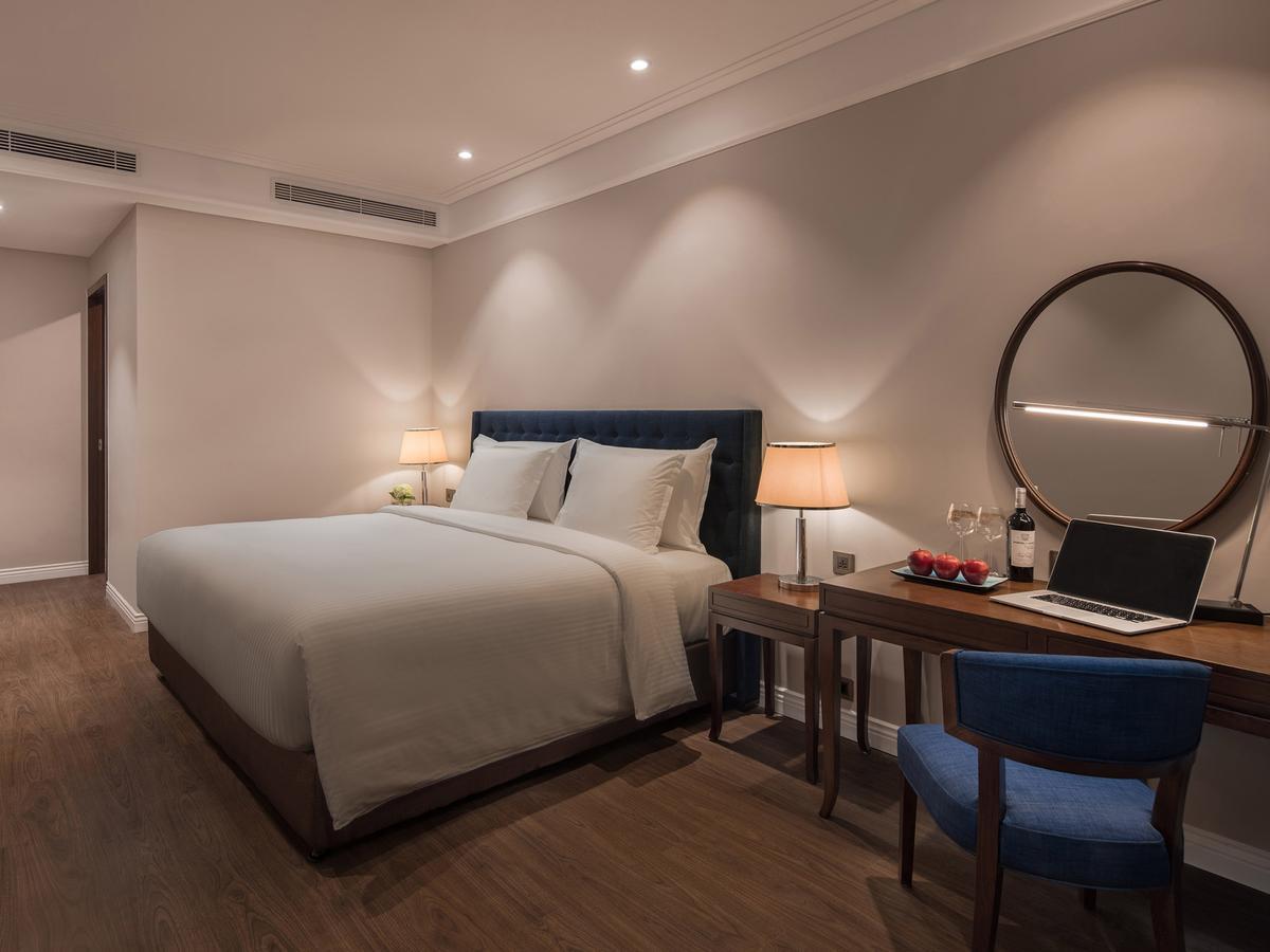 Zen Two-Bedroom Suite Balcony