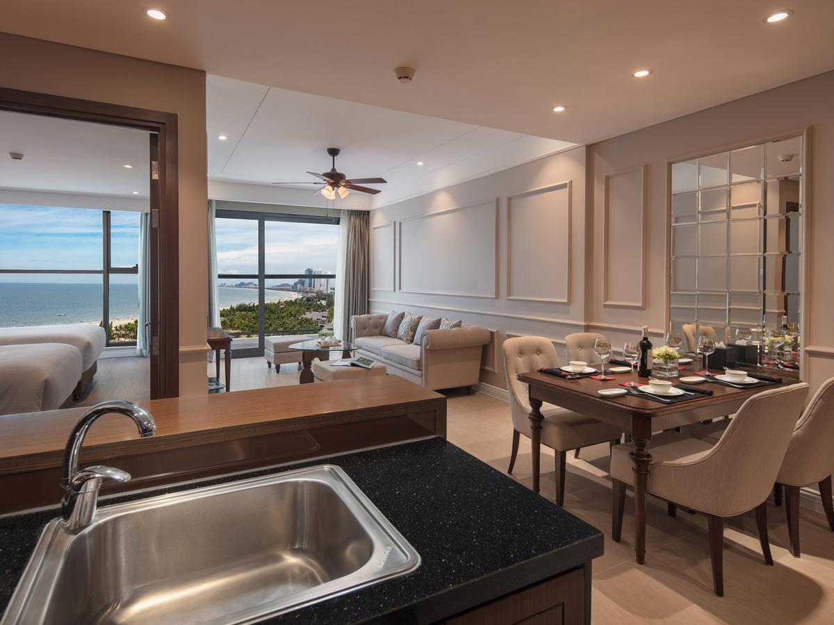 Zen Two-Bedroom Suite Balcony