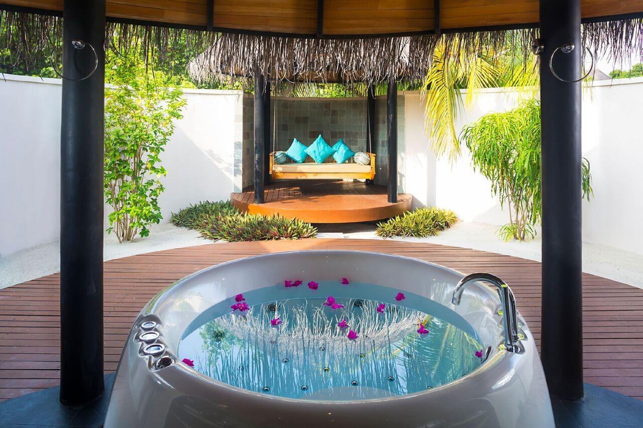 Villa Deluxe sulla Spiaggia - Trasferimento Gratuito, 2 Persone e Minimo 7 Notti