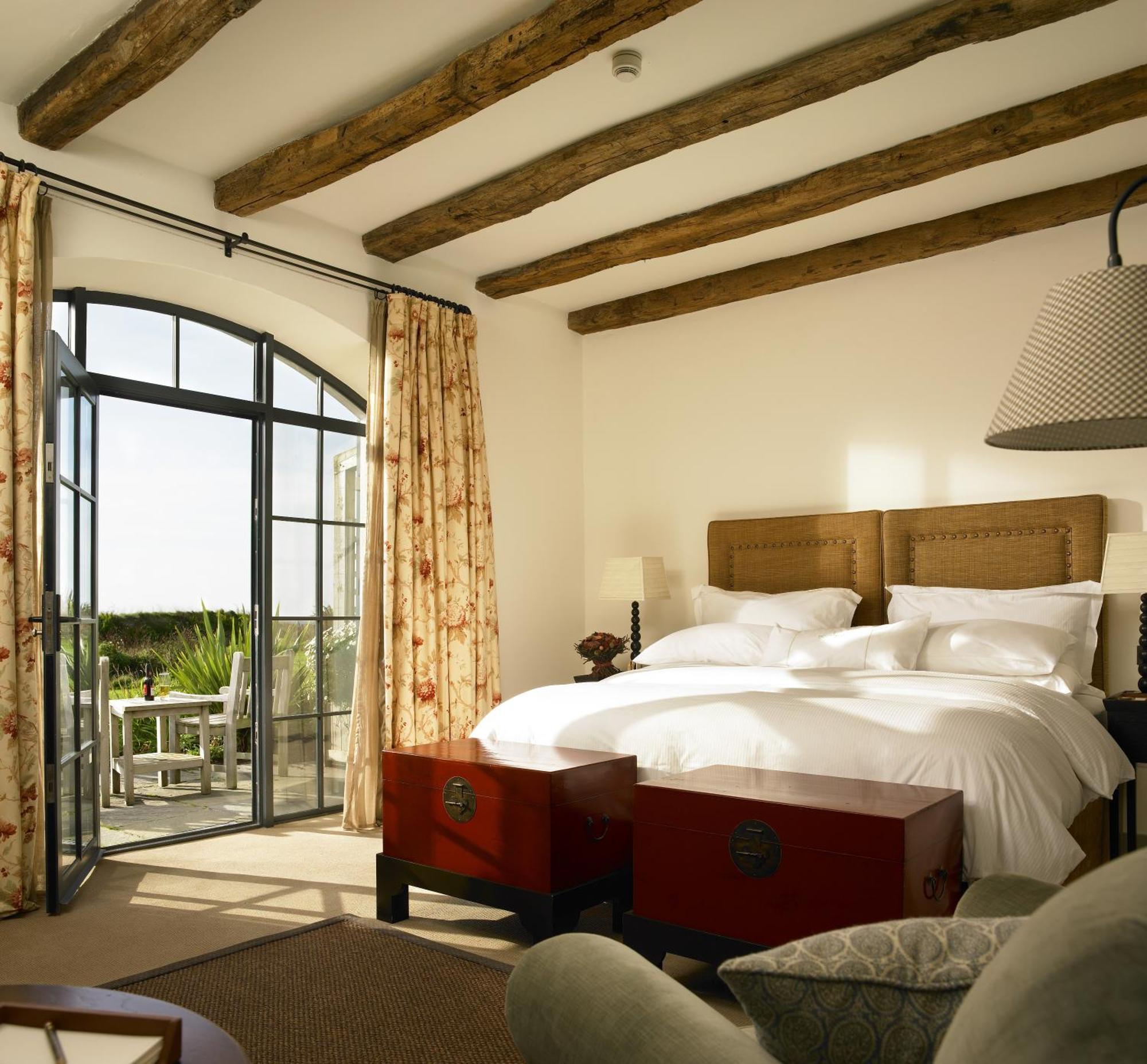 Two-Bedroom Suite,540075621:JPEG