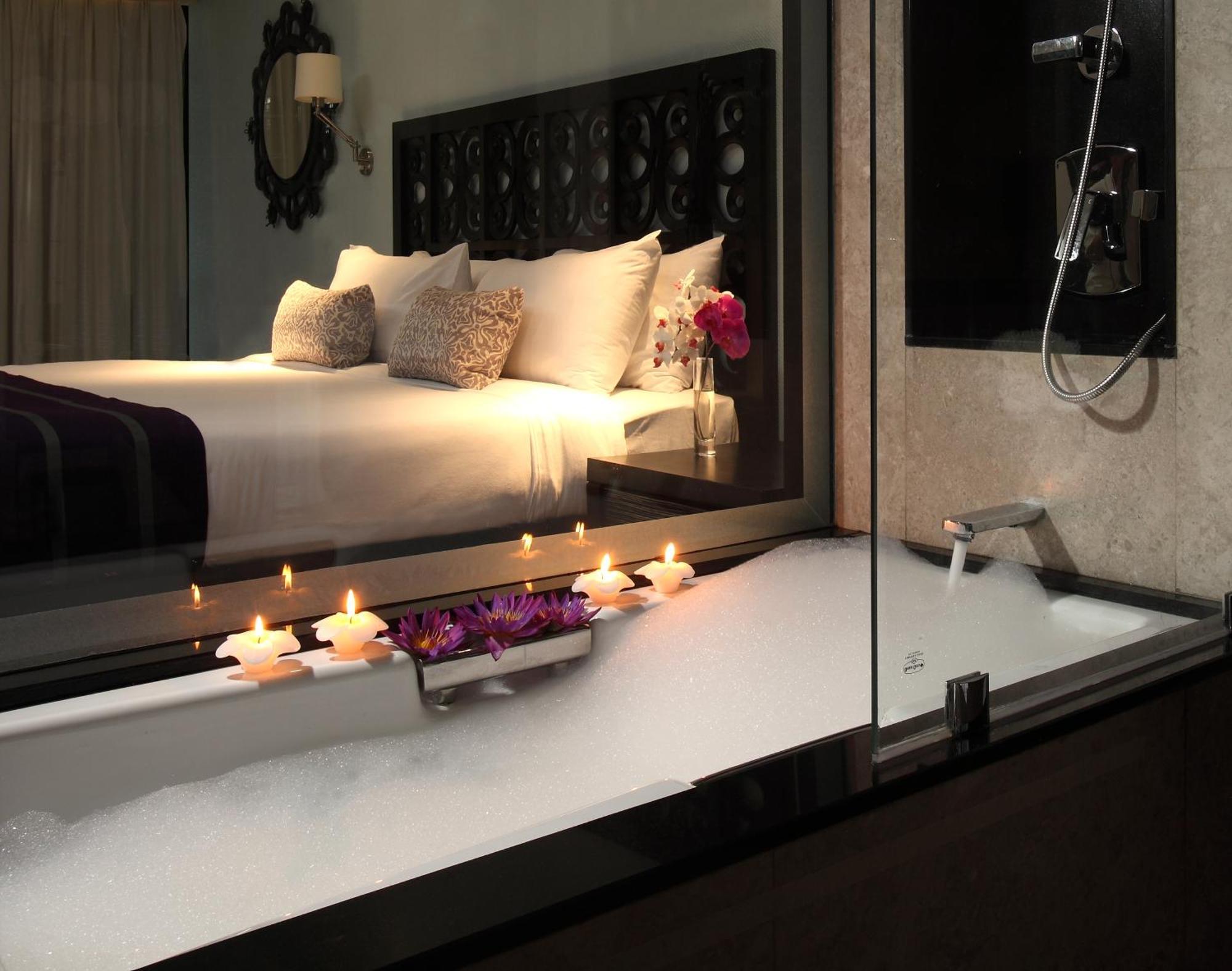 Deluxe Garden Terrace King Bed