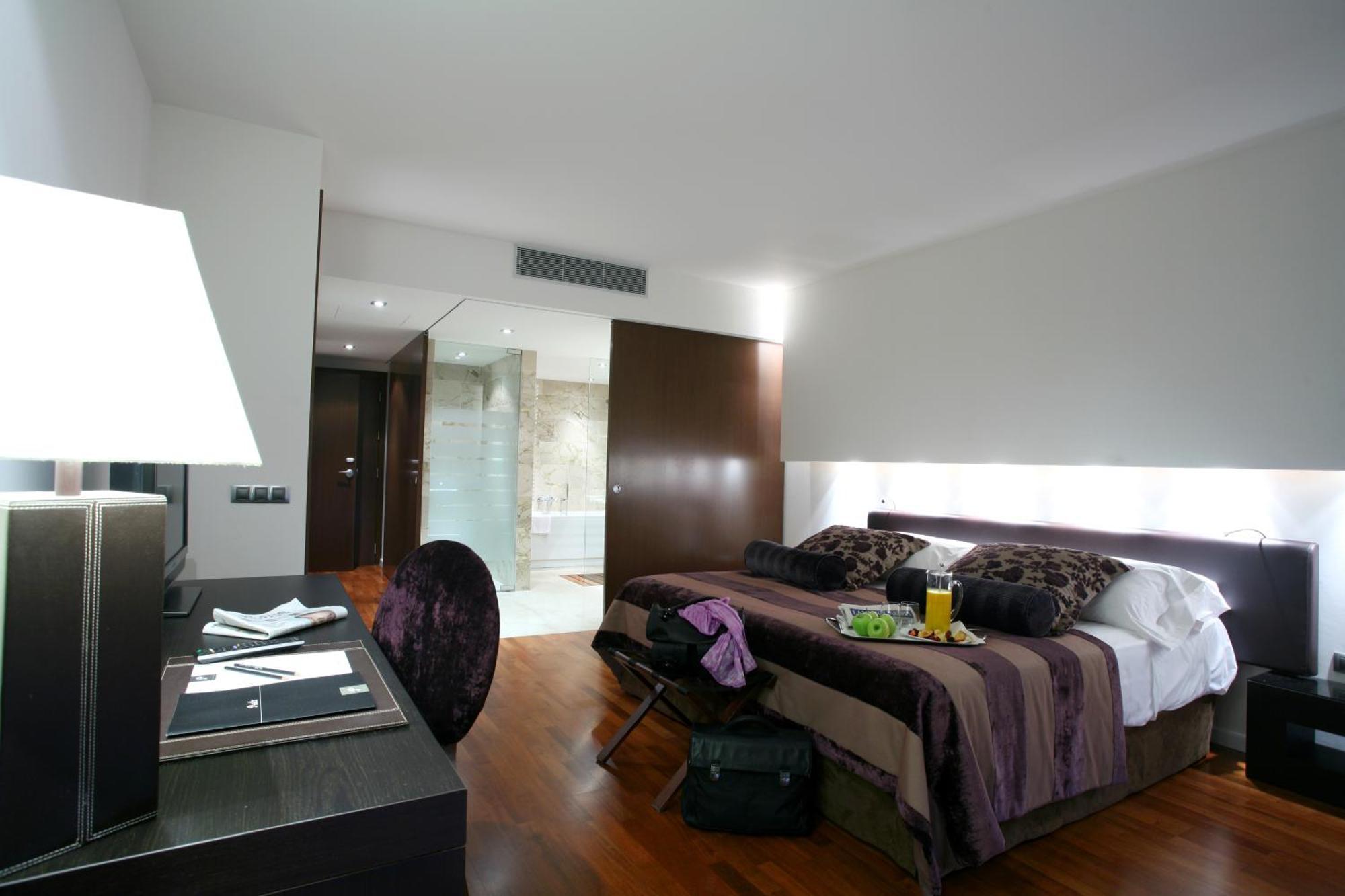 Deluxe Room Spa access