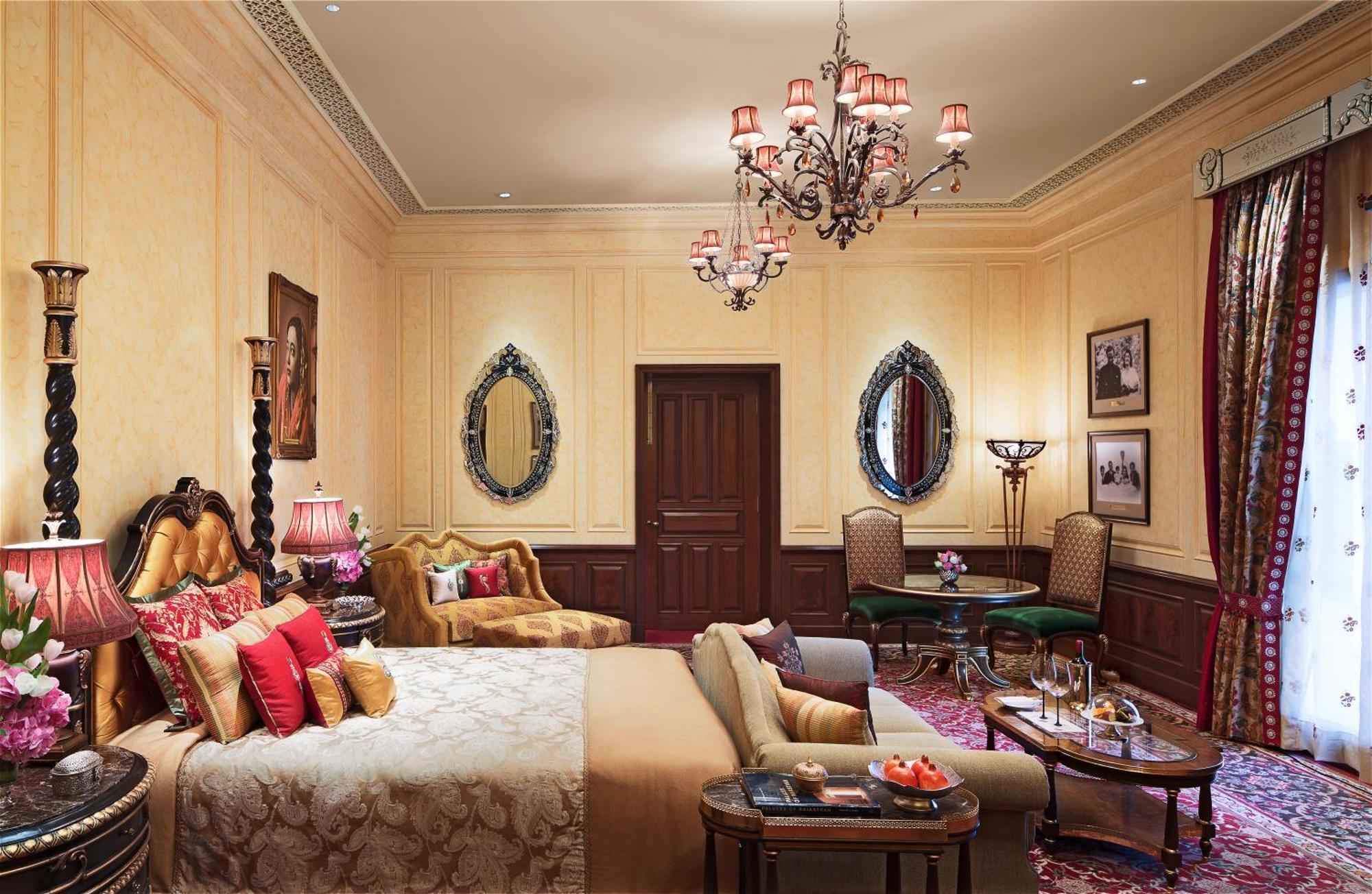 Grand Royal Suite Garden view