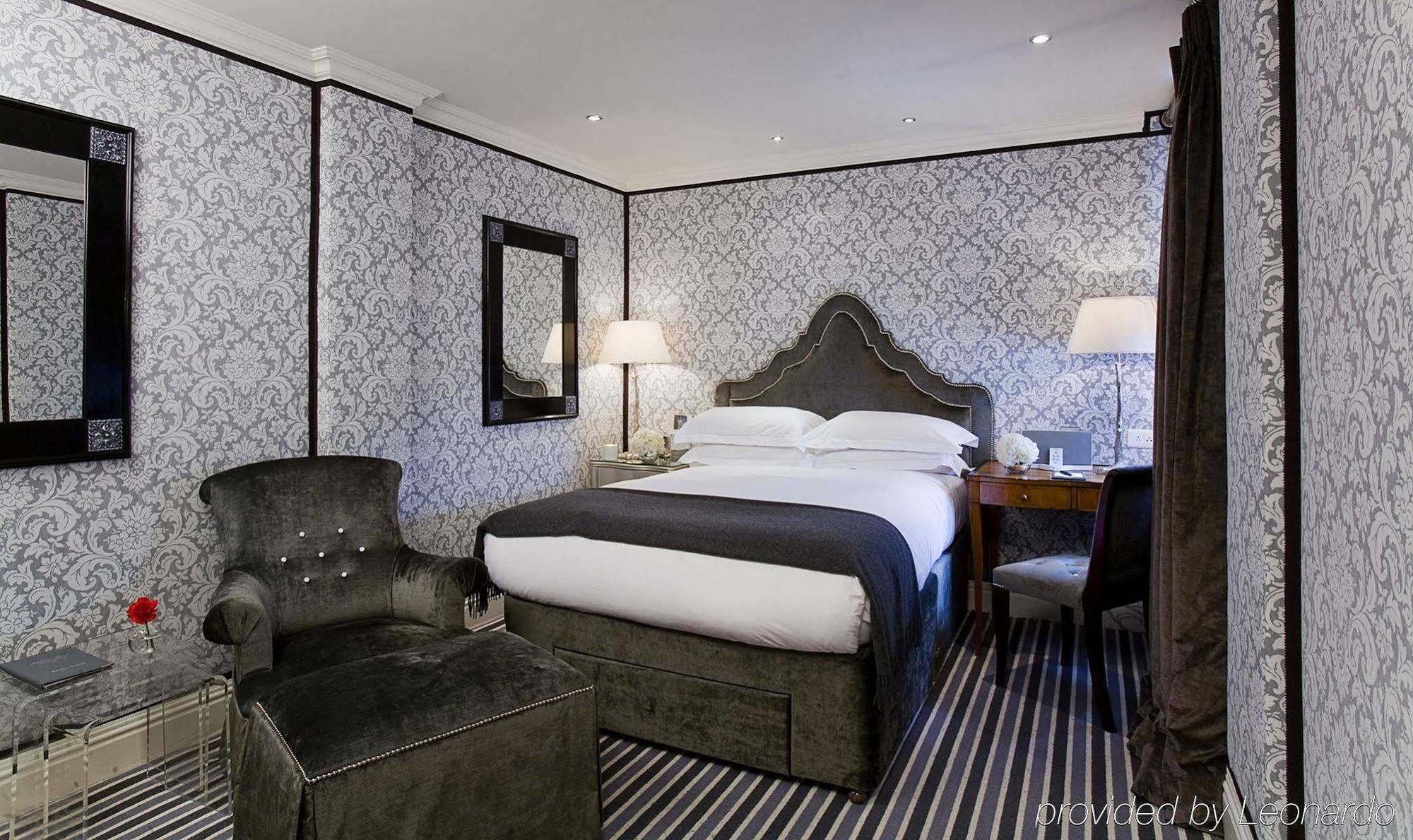 Superior Queen Room,1605365578:JPEG
