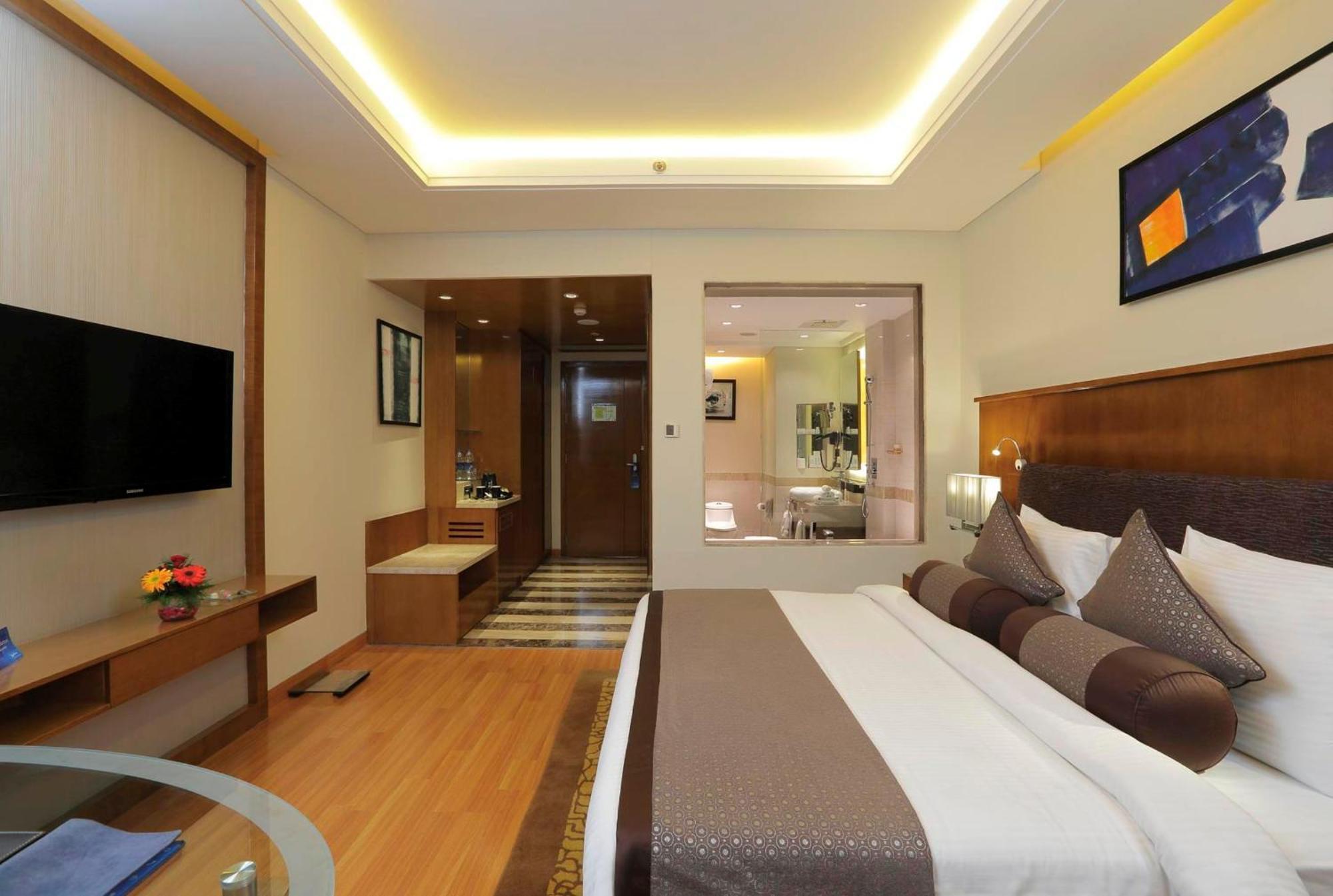 Deluxe Double or Twin Room,826875362:JPEG