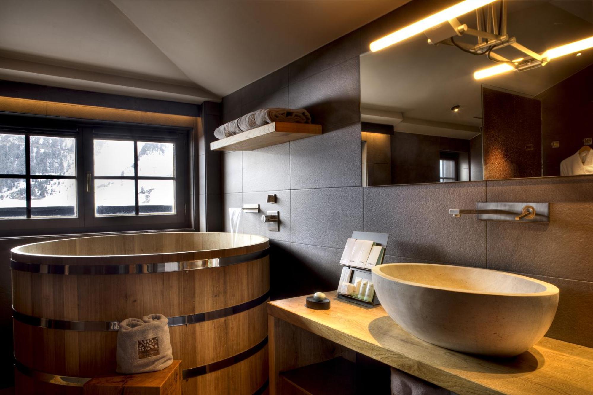 Romantic Double Room,1156374237:JPEG
