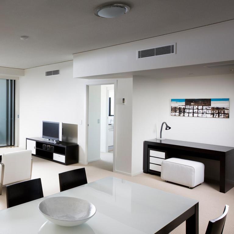 Two-Bedroom Apartment,191896189:JPEG