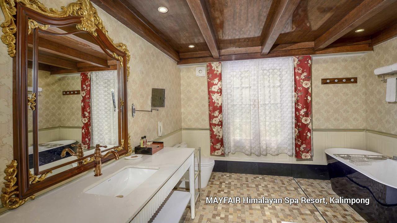 Heritage Room  - 10% Discount on Foods & Soft Beverages* | 15% Discounts on Laundry Services* | INR 500 spa credit during your stay on selective Massage services. TnC Apply.* | Free Minibar - 2 cans of soft Beverages (Once on Arrival)