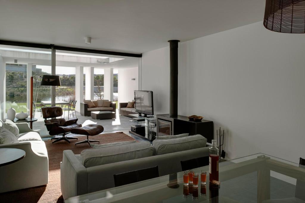 Deluxe Two-Bedroom Villa,545499936:JPEG