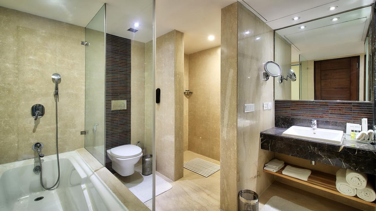 Suite 2 Way Airport Transfer on SPA 4pcs of Laundry or room or nightIINR 2000 F&B creditDaily Fruit basket 1 bottle of whiskey or as per availability Dragon If all meals room is booked Sightseeing transport services Lounge Ac
