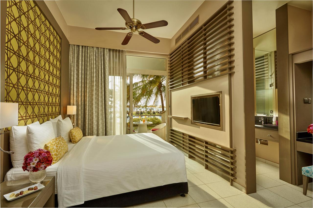 Deluxe King Room Sea View