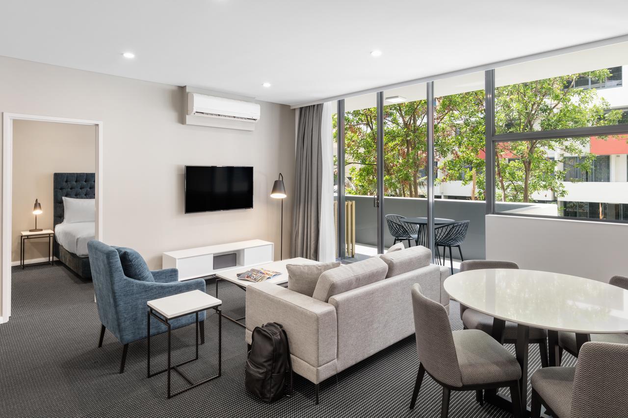 1 Bedroom Luxe Suite