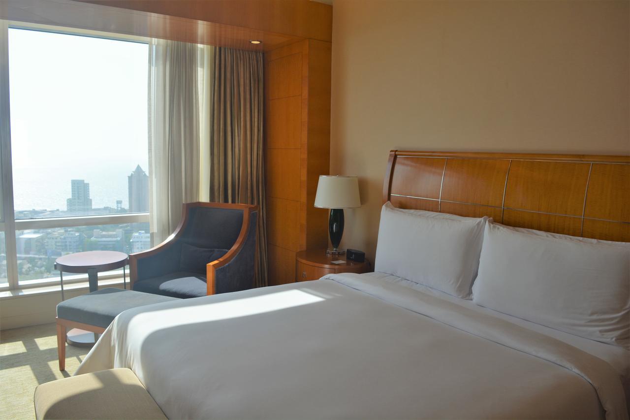 Premier Sea View Room Two Queens