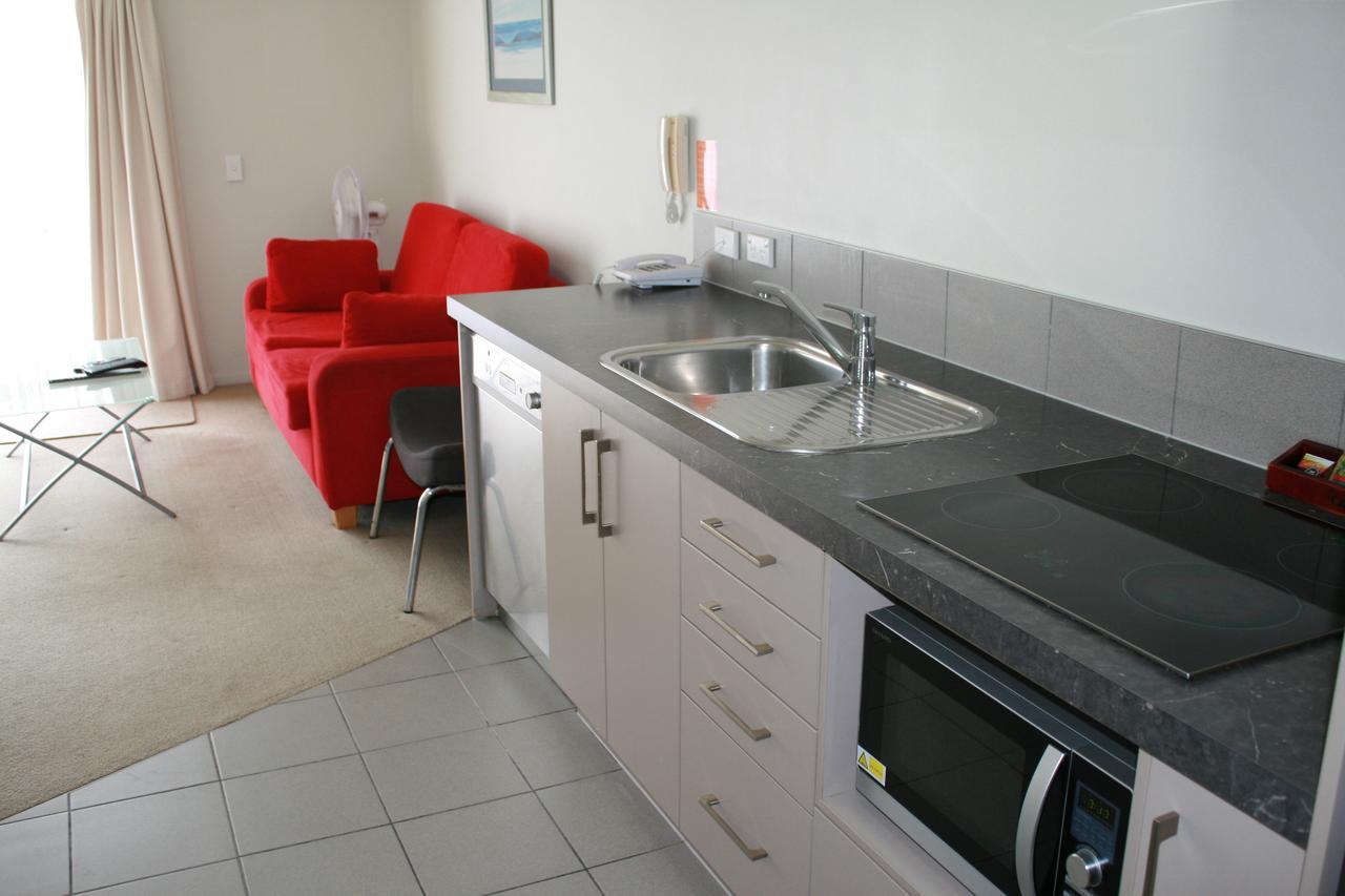 One-Bedroom Apartment,644044479:JPEG