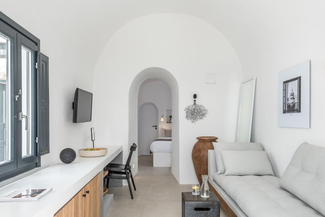 Traditional Apartment with Caldera View (2 Adults),644807478:JPEG