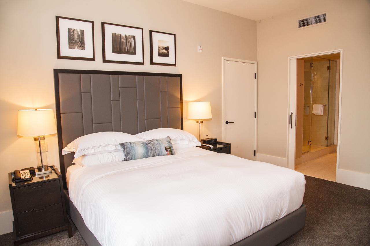 One Bedroom Residence with One King Bed and Sofa bed