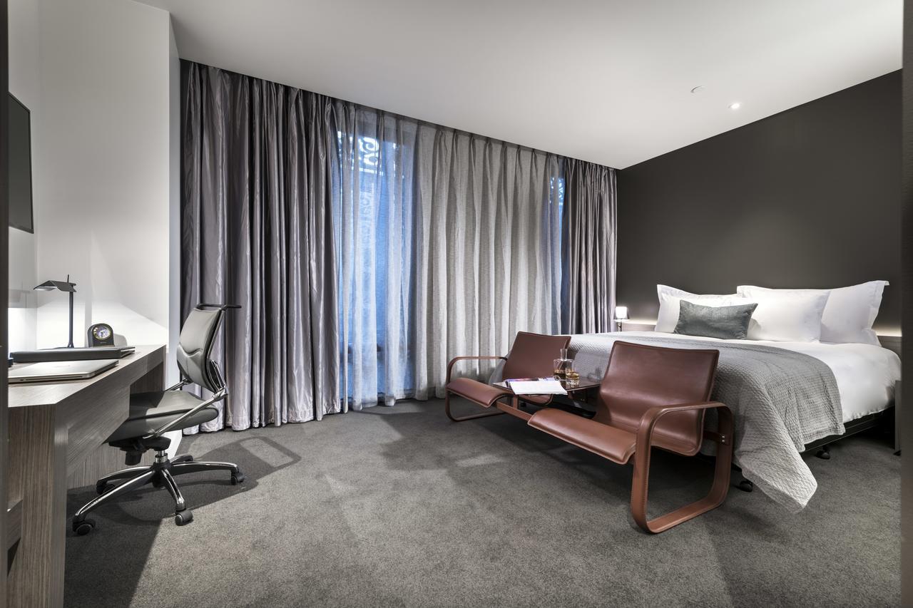 Premier King Room