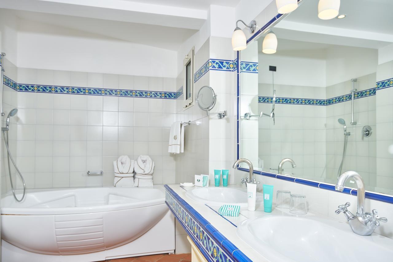 Junior Suite,645482310:JPEG