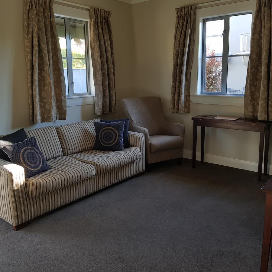 Deluxe Cottage with Spa Bath