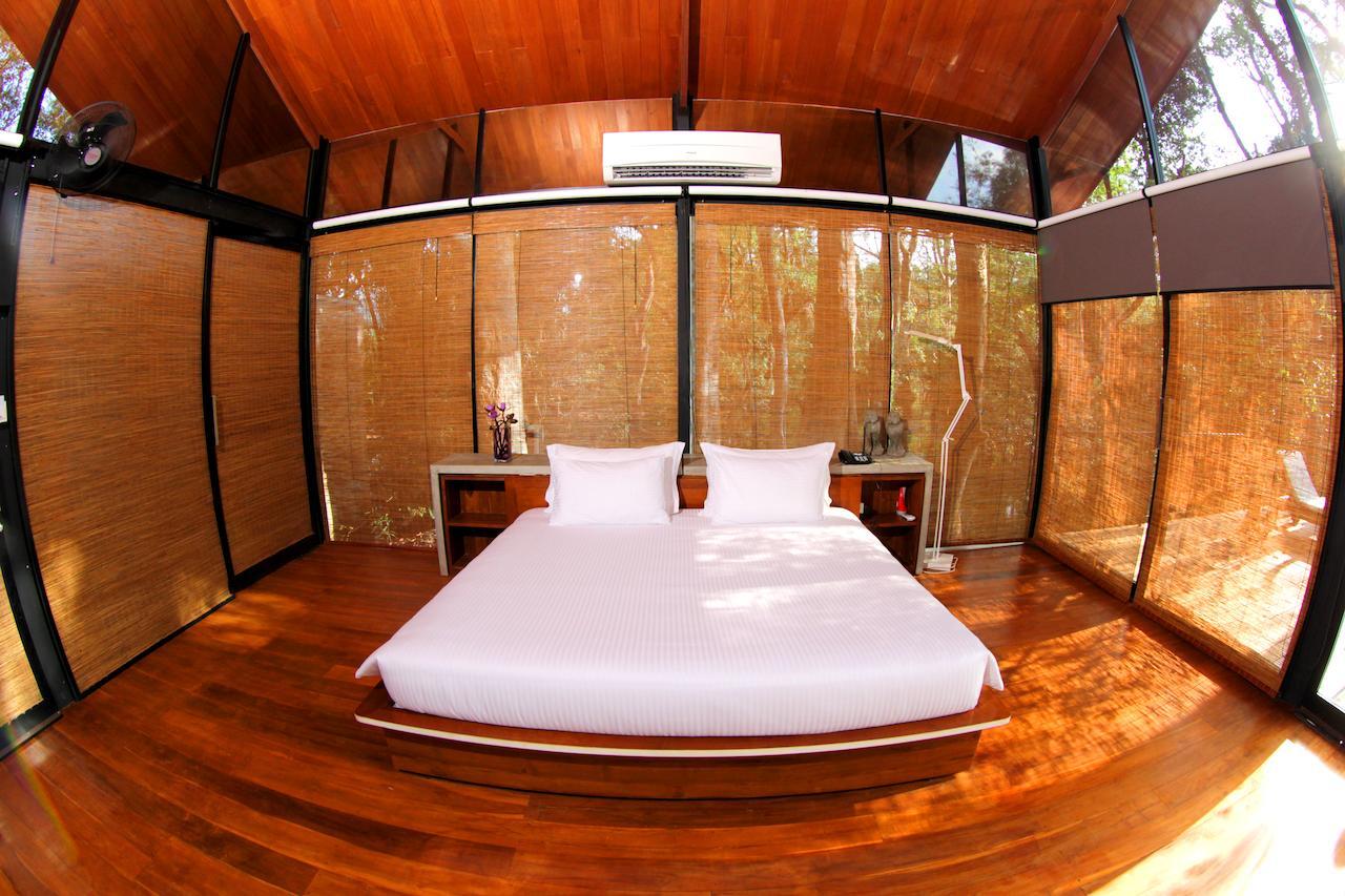 Kumbuk Water Chalet Plunge Pool on food