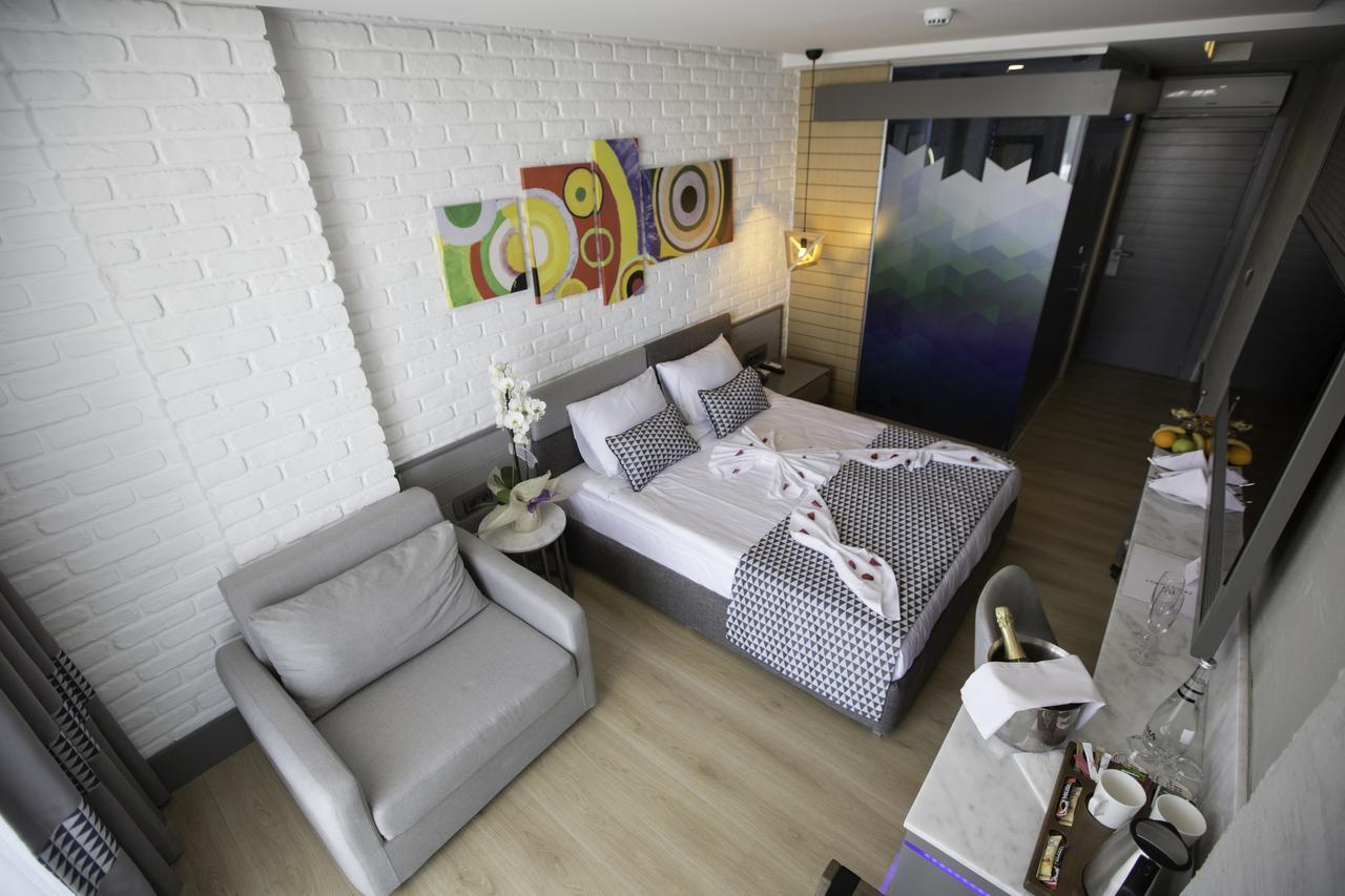 Comfort Room with Balcony,1227631736:JPEG