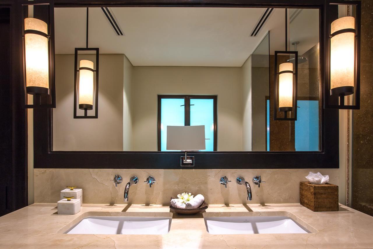 Double or Twin Room Sea View