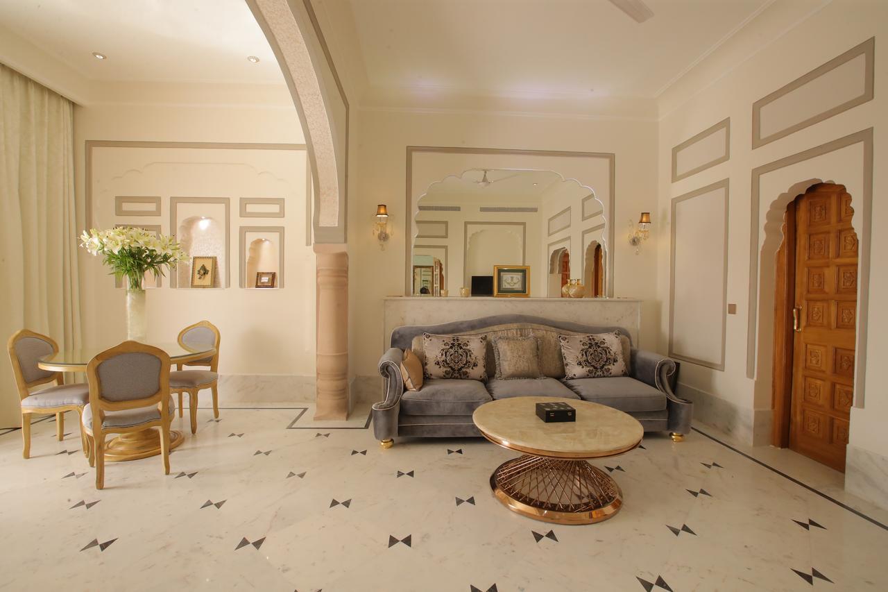 Royal Exclusive Villa Suite Private Pool Welcome drink on arrival 2 pints of Kingfisher lager beer One child up to 10 years complimentary without extra bed on all resort services
