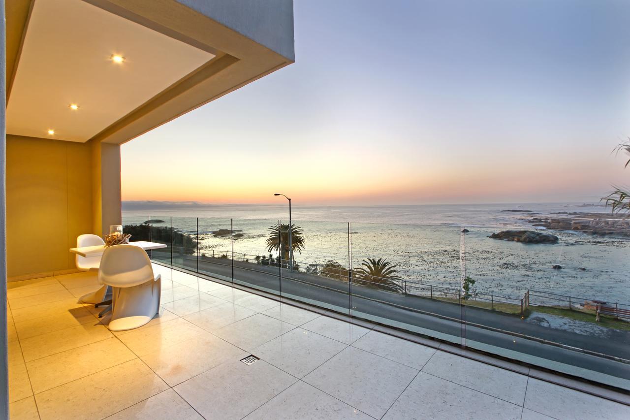Luxury Pool Suite