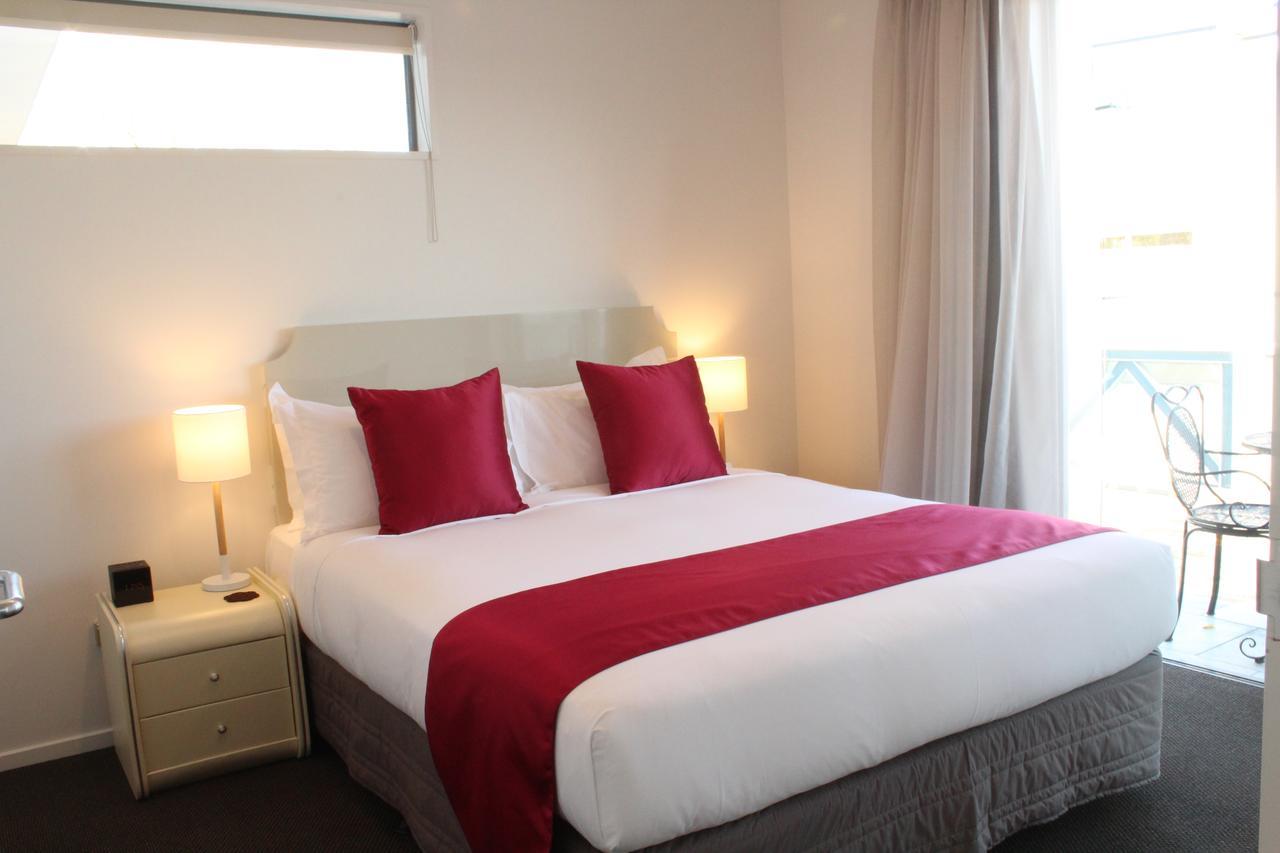 Superior One-Bedroom Suite Balcony