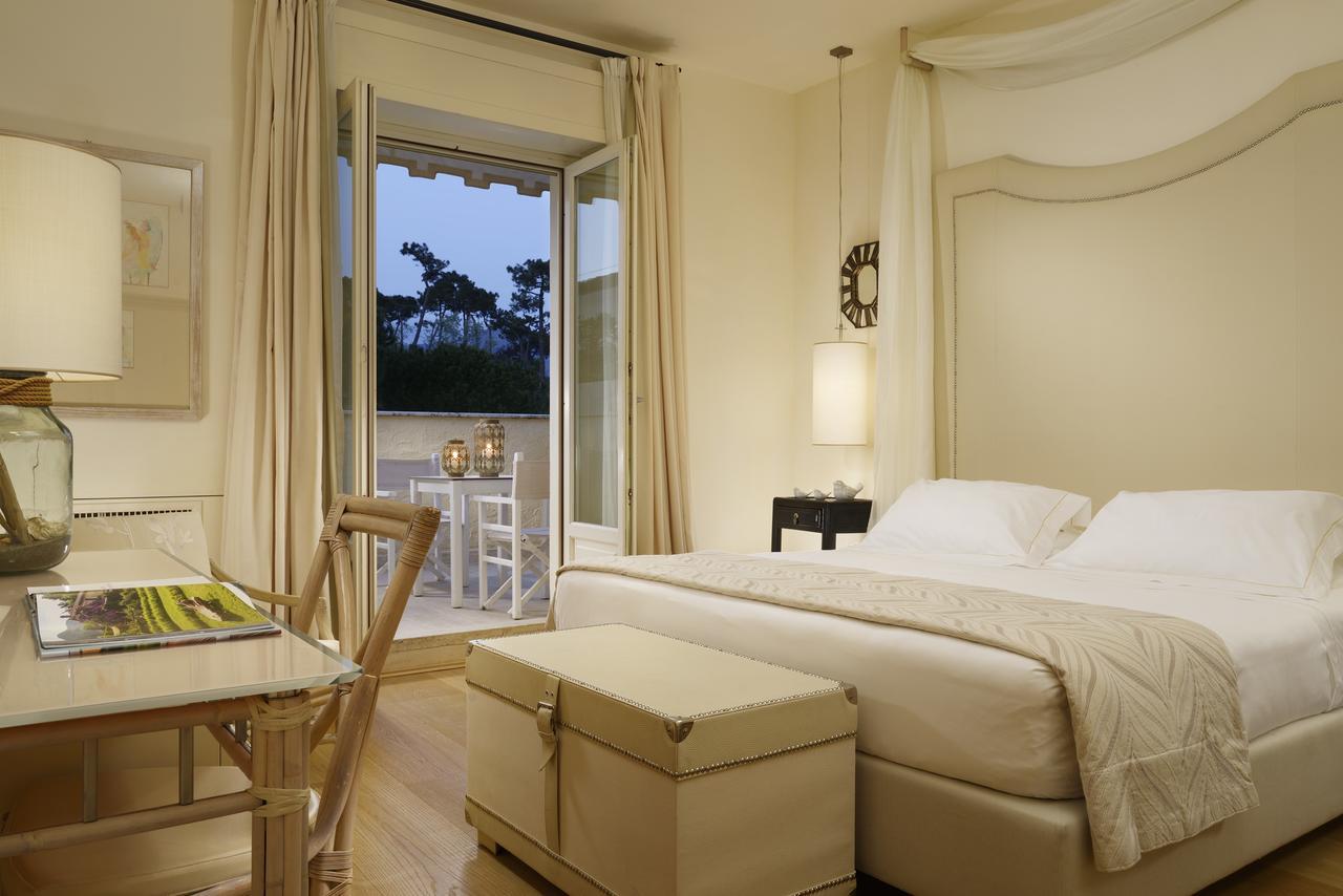 Romantic Room with View