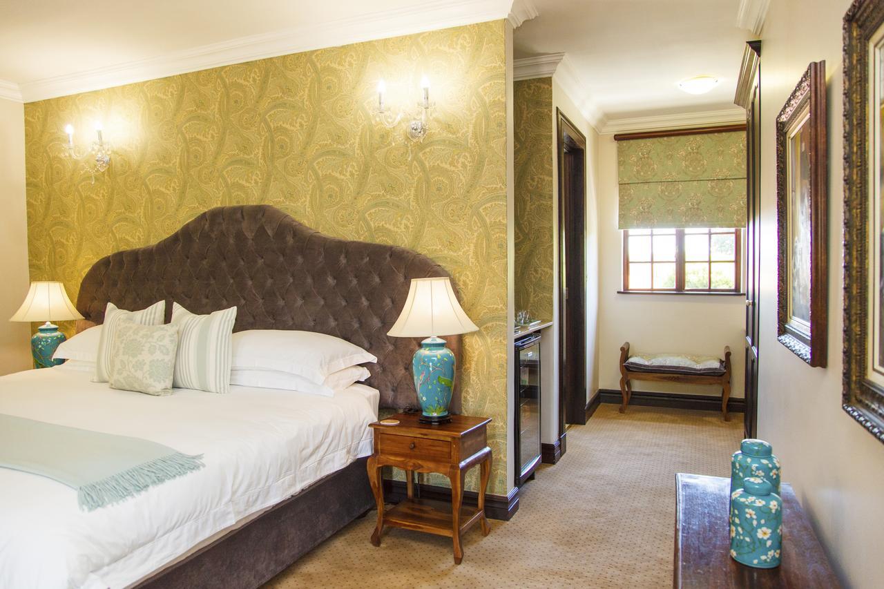Deluxe King Suite