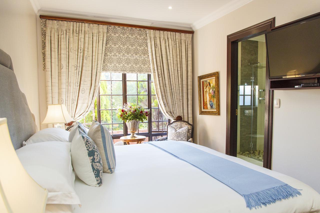Deluxe King Suite