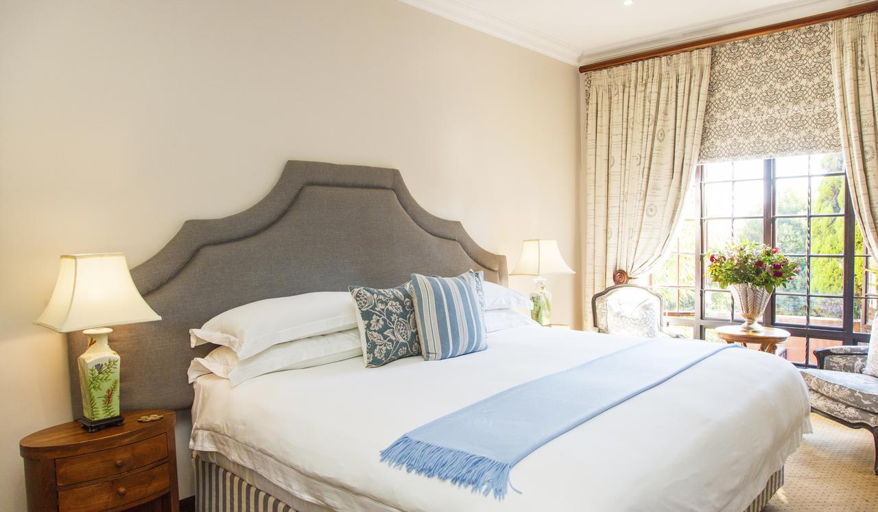 Deluxe King Suite