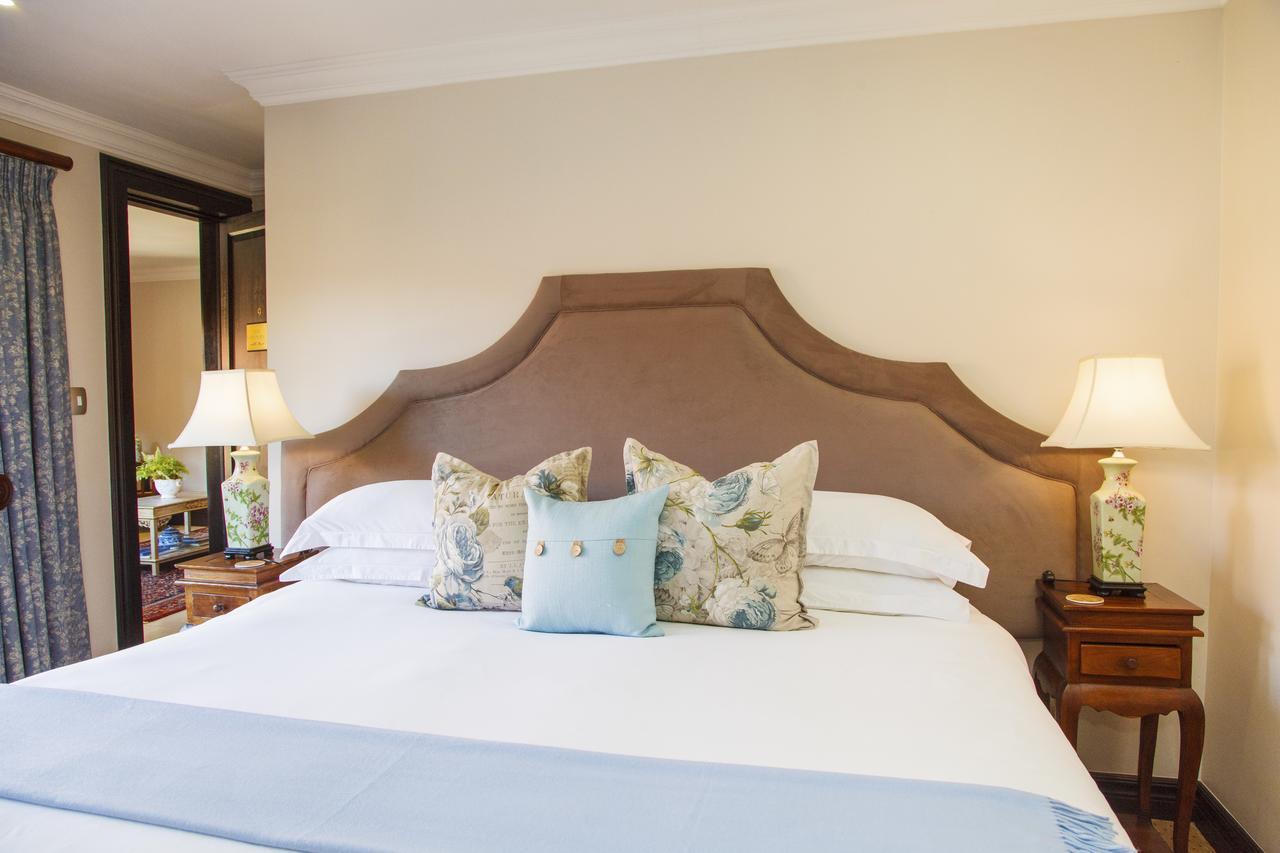 Deluxe King Suite