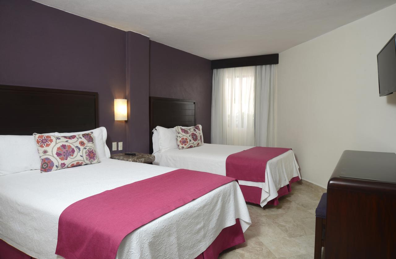 Two-Bedroom Luxury Suite,706161616:JPEG