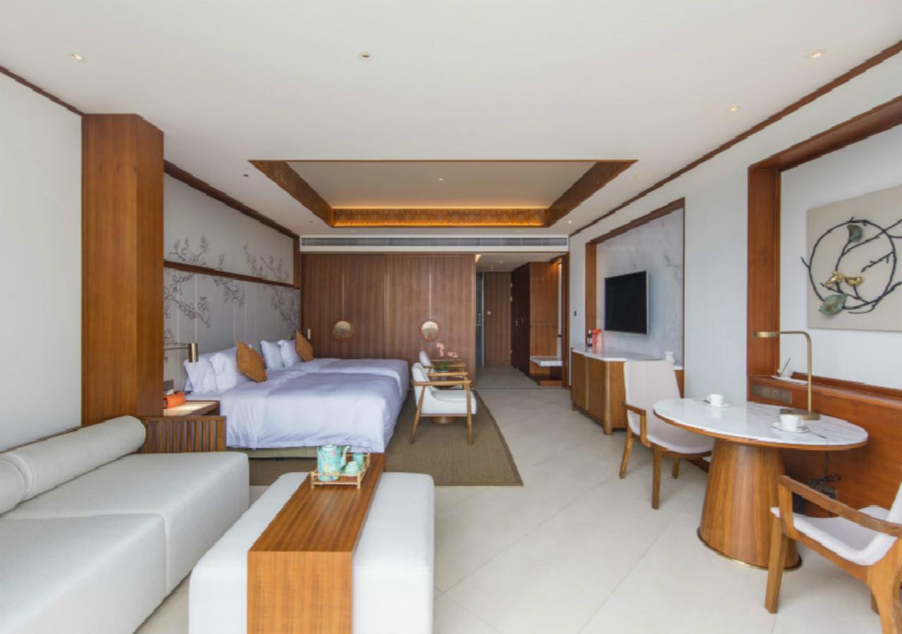 Canal Pool Room - Twin